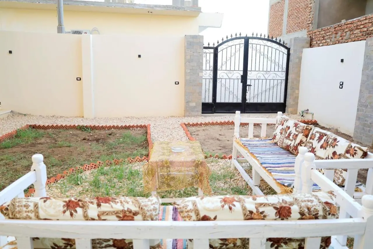 Tomorrow Land Villa الأقصر 0*,  مصر